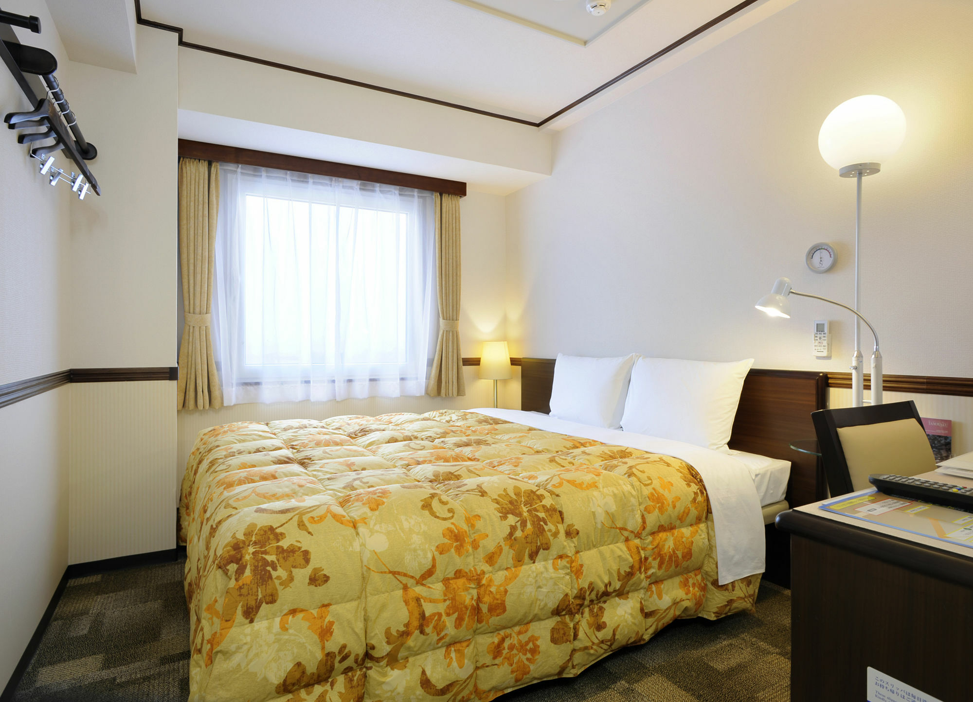 Toyoko Inn Osaka Shinsaibashi Nishi Extérieur photo